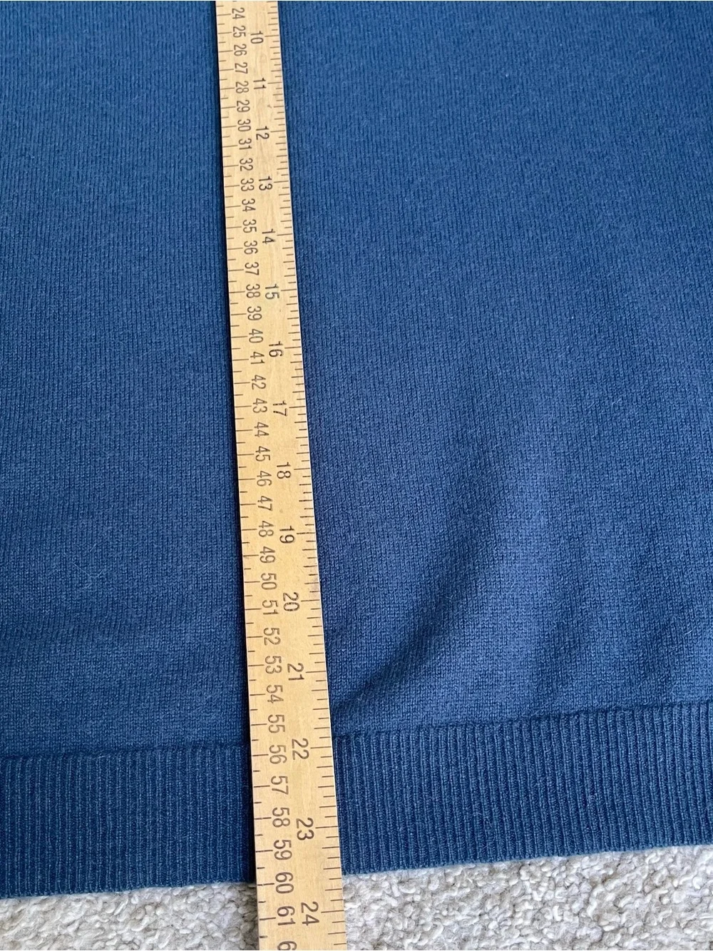 Talbots Sweater Womens 100% Cashmere Size Lp Blue Crew Neck Soft Minimal